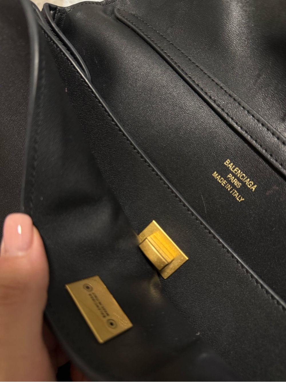 Black Leather Top-Handle Shoulder Bag - Picture 6 of 8